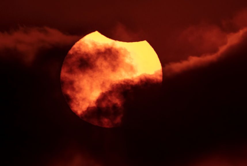 Chilian Eclipse Clouds